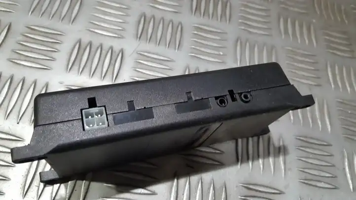 Toyota Corolla Verso AR10 (2004 - 2009) 0118005606 Прочие блоки управления — фото 2