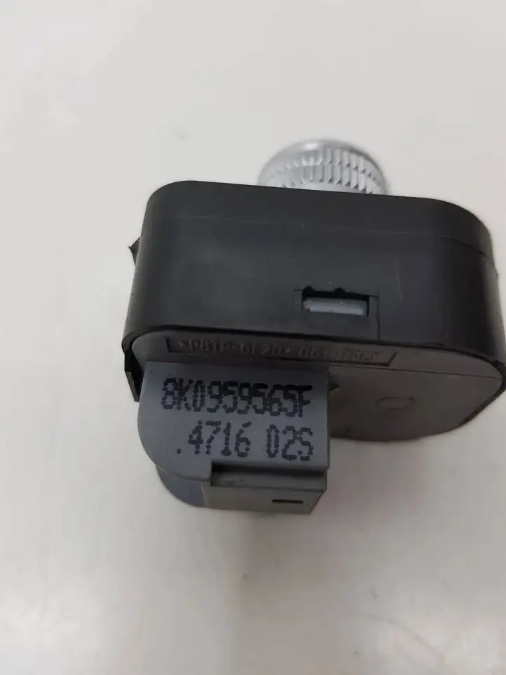 Audi A4 S4 B8 8K (2011 - 2015) 8K0959565F Включатель зеркал — фото 3