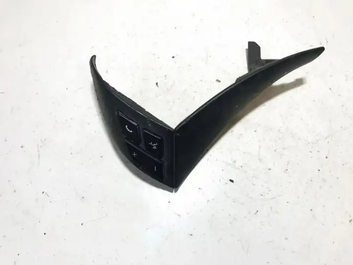 BMW 5 E60 E61 (2004 - 2010) 602171510d Кнопки на рулевом колесе — фото 1