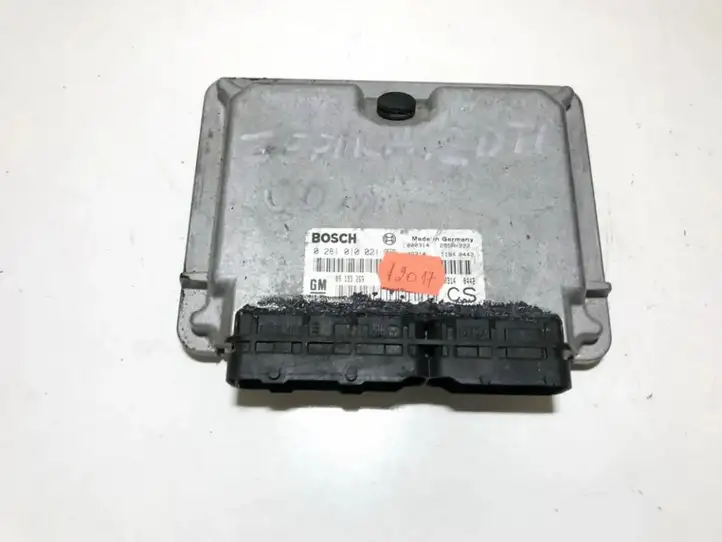 Opel Zafira A (1999 - 2003) 0281010021 Блок управления двигателем (ЭБУ) — фото 1