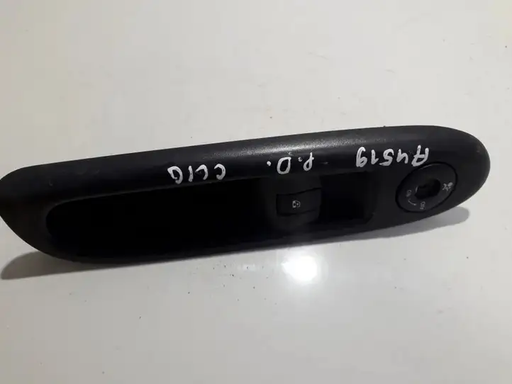 Renault Clio II (1998 - 2001) 8200084005 Кнопка стеклоподъемников — фото 1