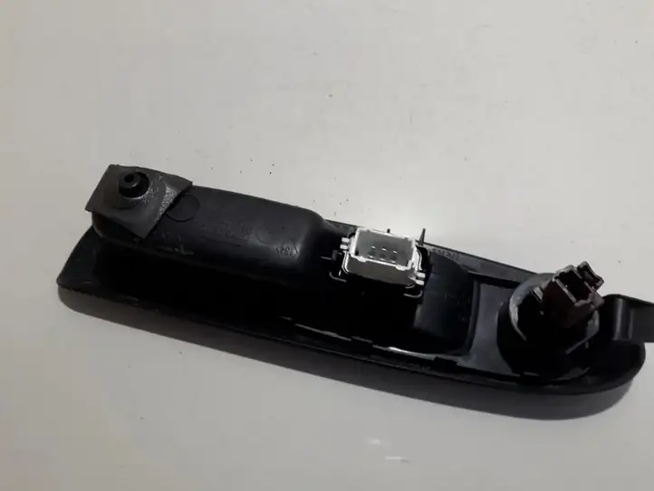 Renault Clio II (1998 - 2001) 8200084005 Кнопка стеклоподъемников — фото 2