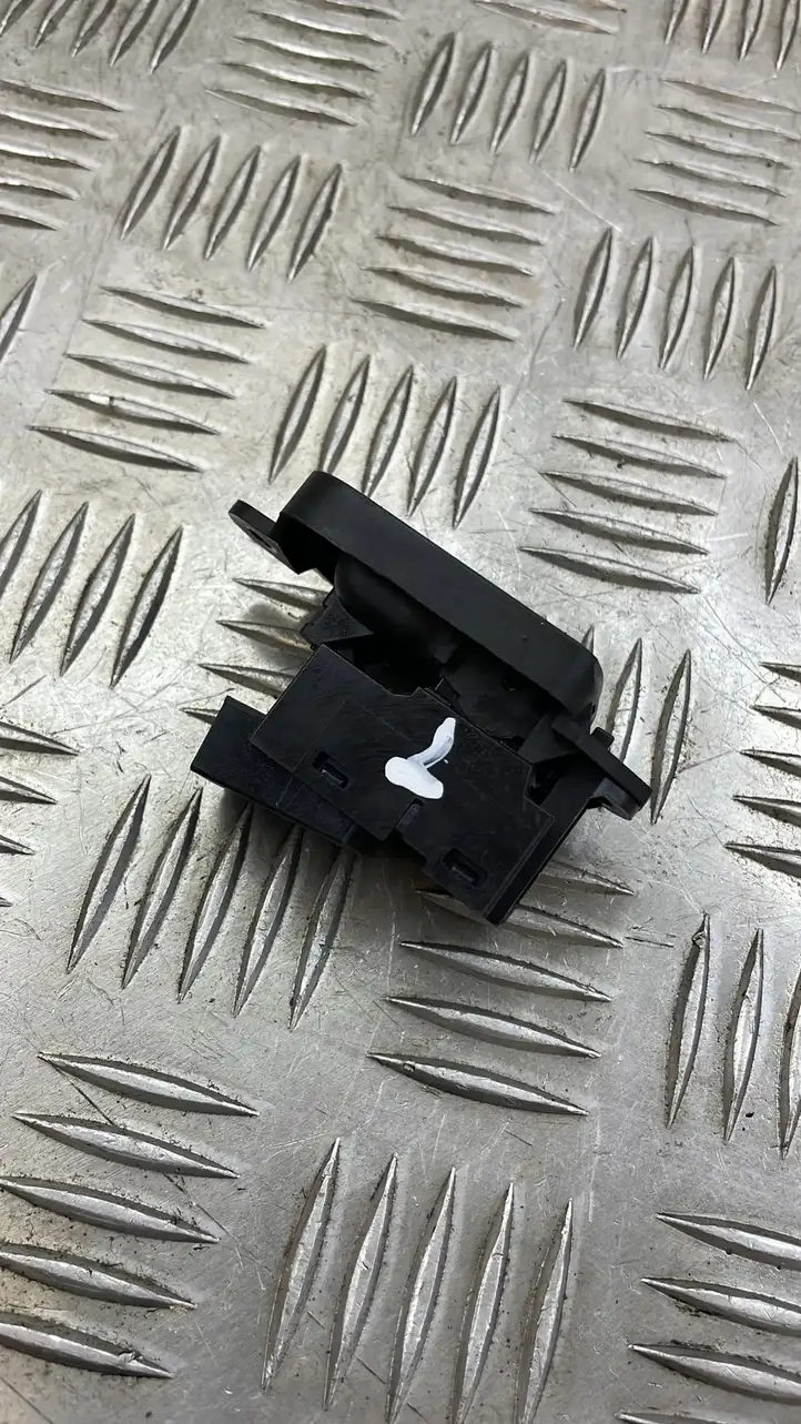 Volvo S60 (2010 - 2013) 31272013 Кнопка стеклоподъемников — фото 4