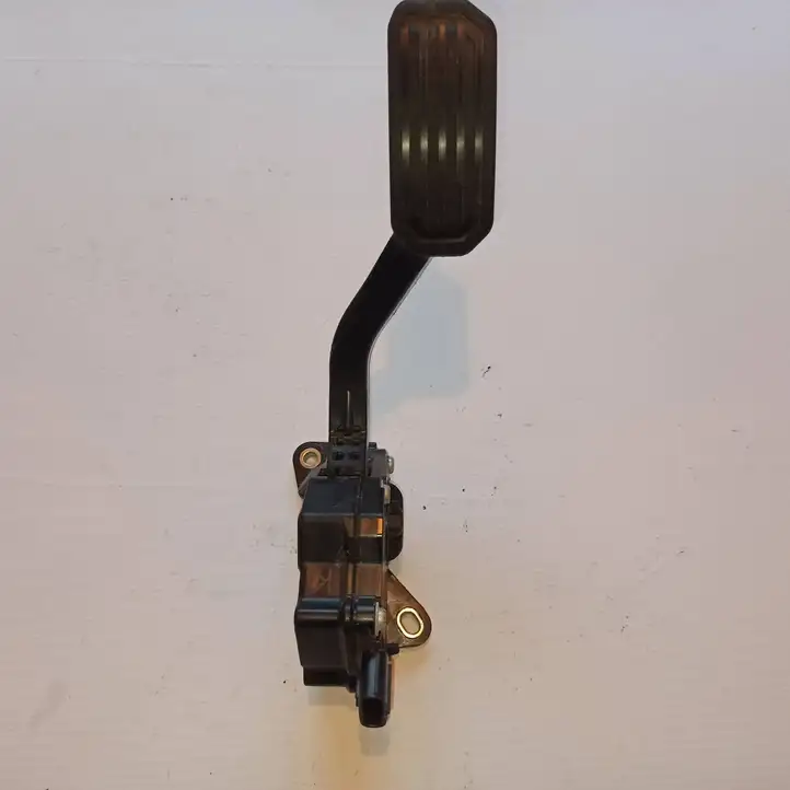 Lexus RX 450h (2008 - 2012)  7811033110 Педаль акселератора