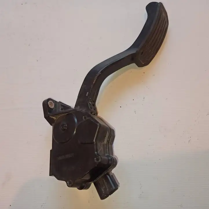 Lexus RX 450h (2008 - 2012)  7811033110 Педаль акселератора