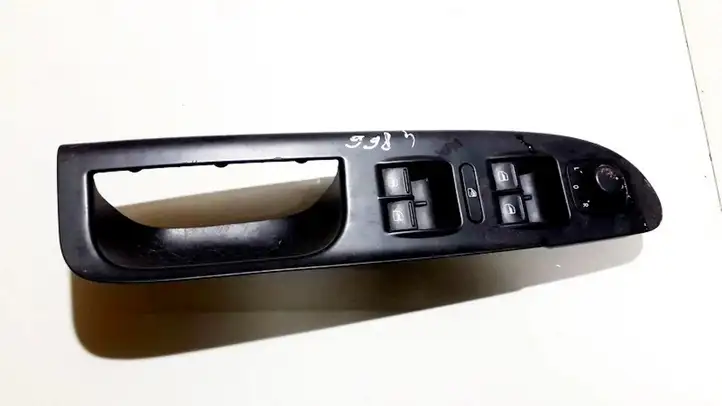 Volkswagen PASSAT B6 (2005 - 2010) 3c2867172b Блок кнопок стеклоподъемников — фото 1