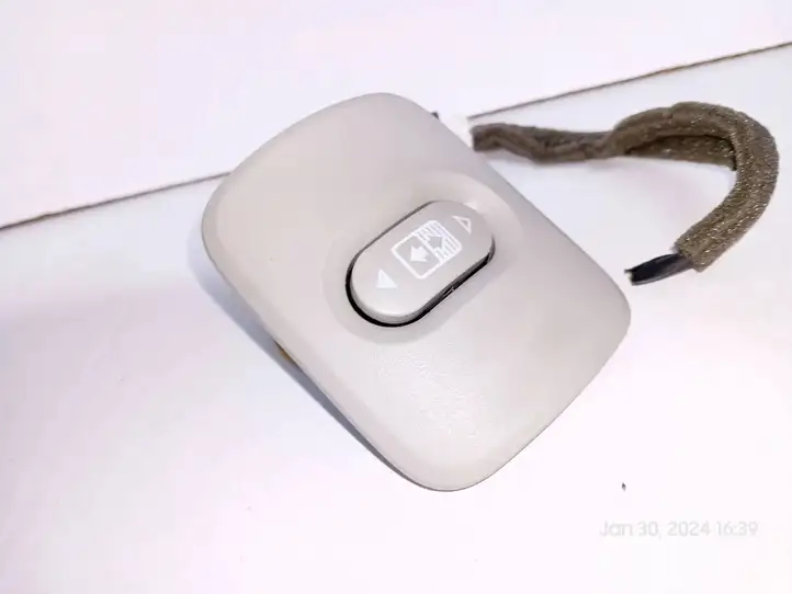 Nissan Qashqai (2006 - 2010) Включатель раздвижной крыши — фото 1