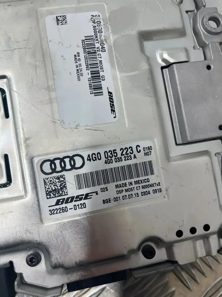 Audi A8 S8 D4 4H (2010 - 2014) 4G0035223C Усилитель звука — фото 5
