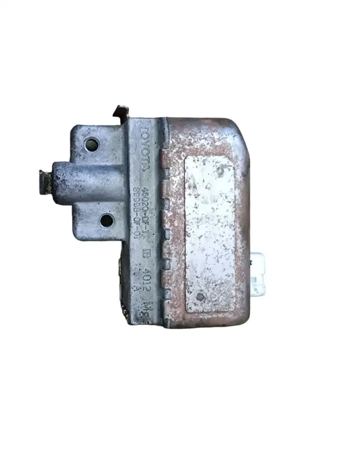 Toyota Corolla Verso E121 (2004 - 2007) 450200F1 Блокиратор руля — фото 1