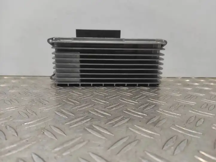 Audi A4 S4 B8 8K (2007 - 2011) 8T0035223AH Усилитель звука — фото 1
