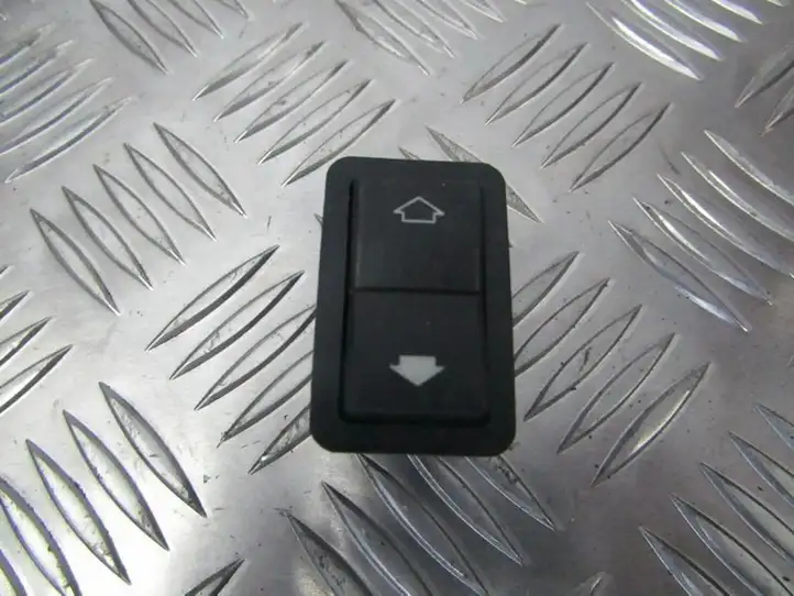 BMW 5 E39 (1996 - 2003) 8368932 Кнопка стеклоподъемников — фото 1