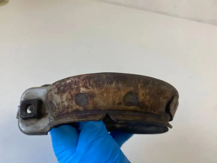 Mercedes-Benz C W203 (2000 - 2007)  A2034400441 Соединение глушителя