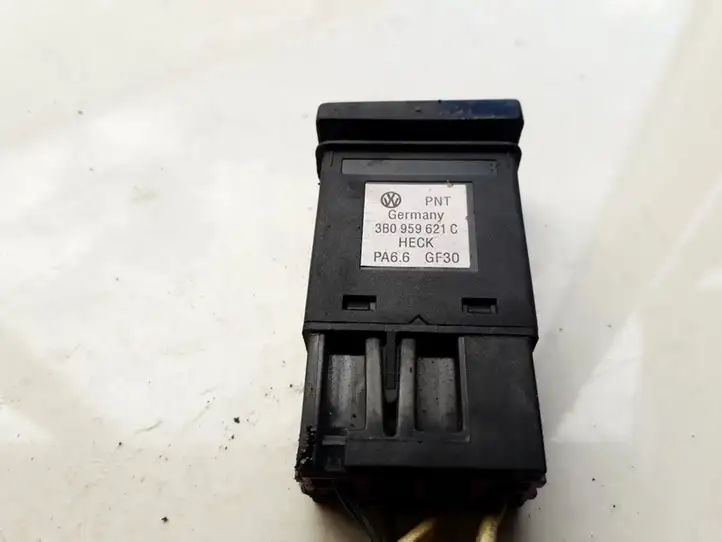 Volkswagen PASSAT B5.5 (2001 - 2005) 3B0959621C Кнопка обогрева стекла — фото 1