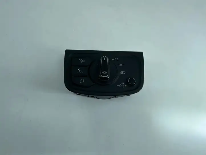 Audi A8 S8 D4 4H (2010 - 2014) 4H0941531C Включатель фонарей — фото 1
