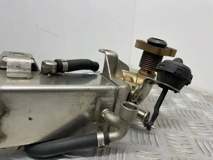 BMW 3 F30 F35 F31 (2012 - 2018) 7810751 Охладитель клапана EGR — фото 4