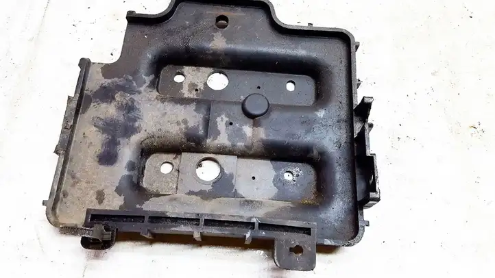 Hyundai Getz (2002 - 2005) 37150ic1000 Ящик аккумулятора — фото 2