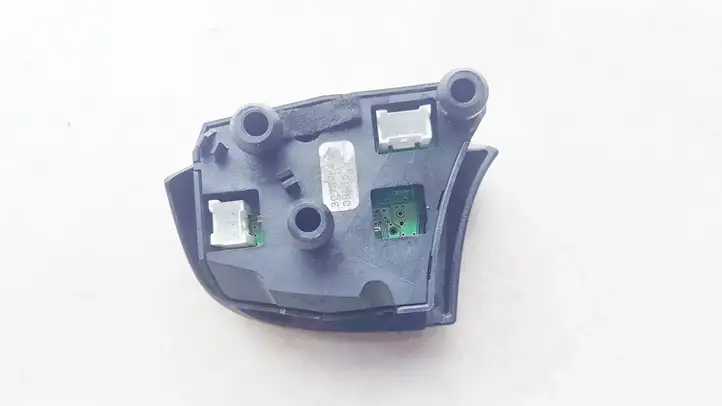 Volvo V70 (2007 - 2013) 30739641 Кнопки на рулевом колесе — фото 2