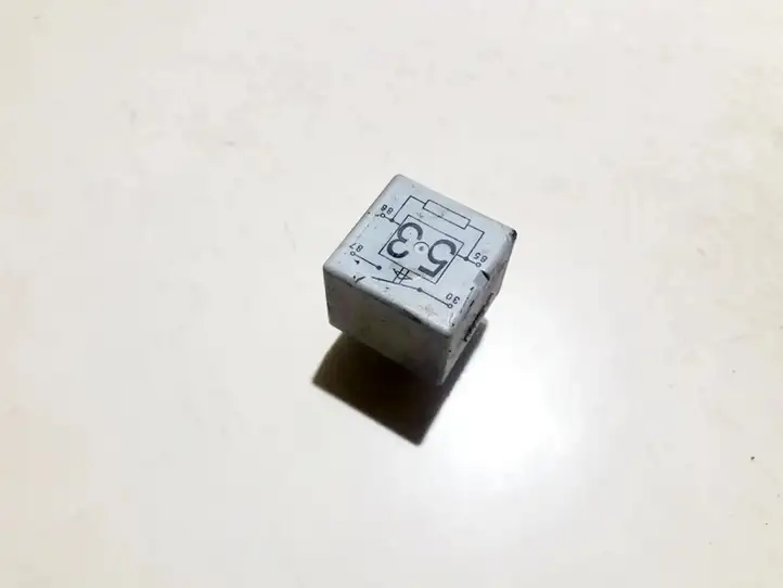 Volkswagen Caddy (2004 - 2010)  141951253b Другое реле