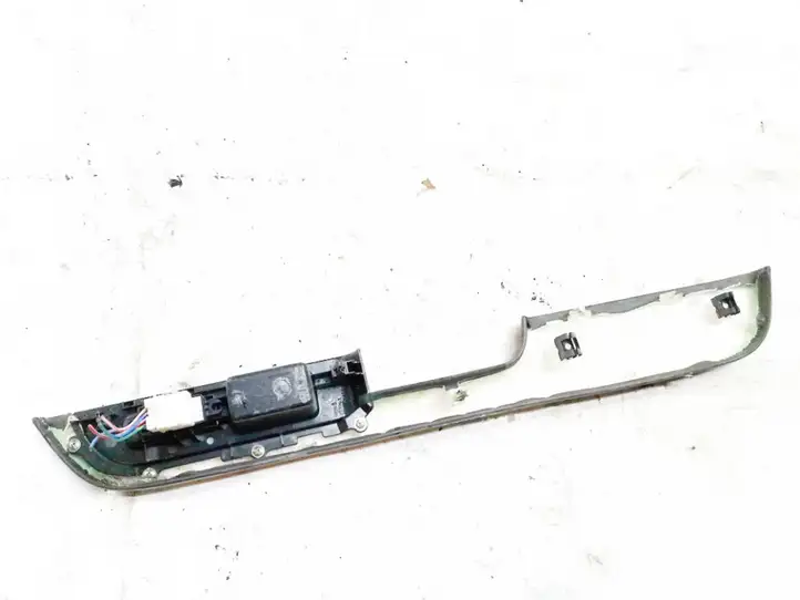 Nissan X-Trail T30 (2001 - 2007) 80961e0300x Блок кнопок стеклоподъемников — фото 2