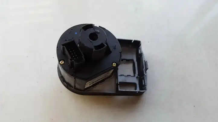 Audi A3/S3 8P (2004 - 2008) 8P2941531N Включатель фонарей — фото 2