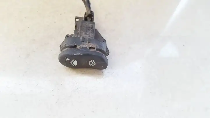 Ford Focus (1998 - 2004) 98ab14529dc Кнопка стеклоподъемников — фото 1