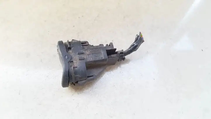 Ford Focus (1998 - 2004) 98ab14529dc Кнопка стеклоподъемников — фото 2