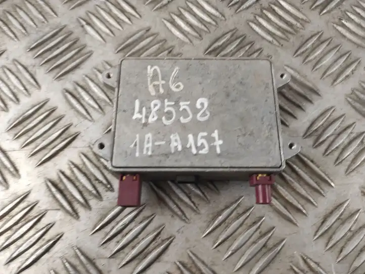 Audi A4 S4 B6 8E 8H (2000 - 2006) 8E0035456 Усилитель антенны — фото 5