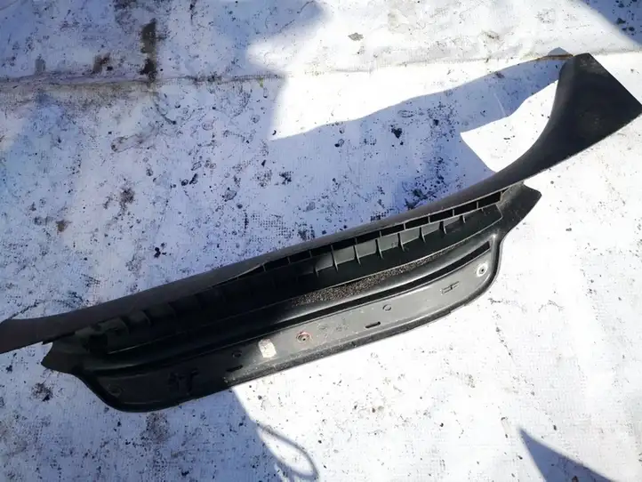 Toyota Avensis T250 (2006 - 2009) 6791705040 Внутренняя отделка заднего порога — фото 2