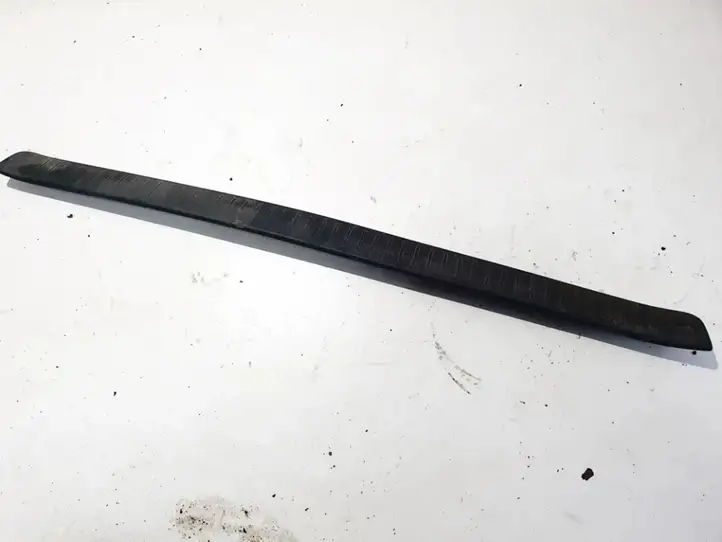 Toyota Avensis Verso (2004 - 2009) 6791544040 Внутренняя отделка заднего порога — фото 1