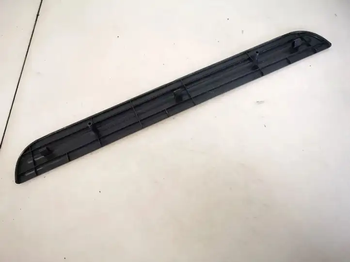 Toyota RAV 4 (XA30) (2006 - 2016) 6791142030 Внутренняя отделка переднего порога — фото 2