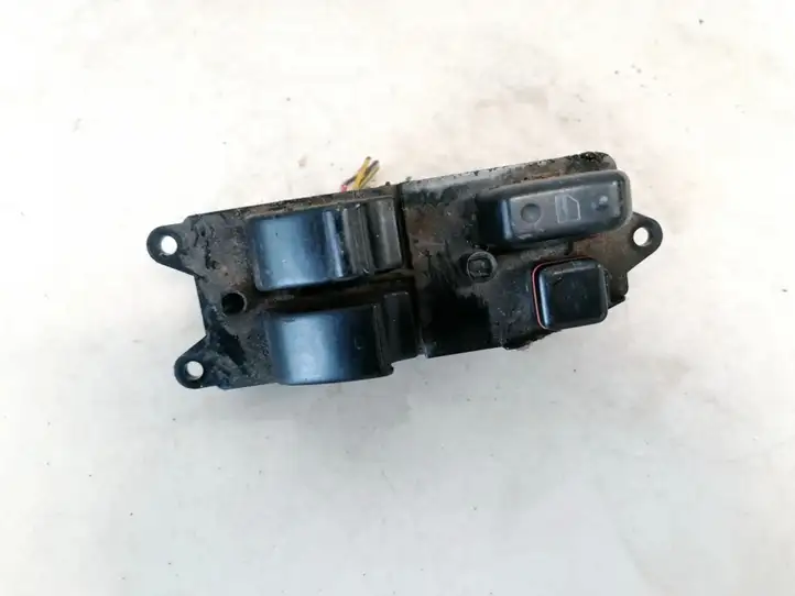 Toyota Corolla E120 E130 (2000 - 2004) 8480202291b0 Кнопка стеклоподъемников — фото 1