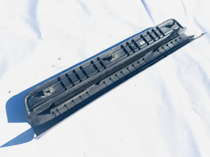 Toyota Avensis T250 (2006 - 2009) 6791405030 Внутренняя отделка переднего порога — фото 2