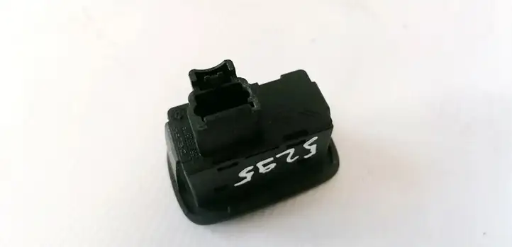 Citroen C5 (2001 - 2004) 96326947ZF Кнопка стеклоподъемников — фото 3