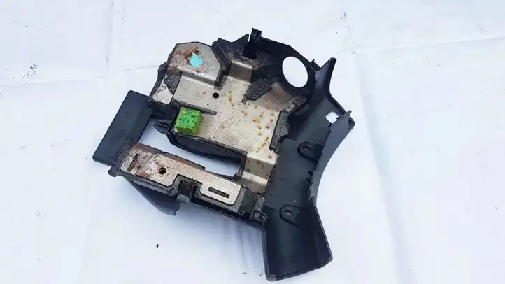 Renault Clio III (2005 - 2012) Обшивка рулевой колонки — фото 2