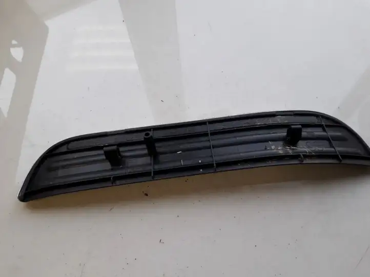 Toyota RAV 4 (XA30) (2006 - 2016) 6791642030 Внутренняя отделка заднего порога — фото 2