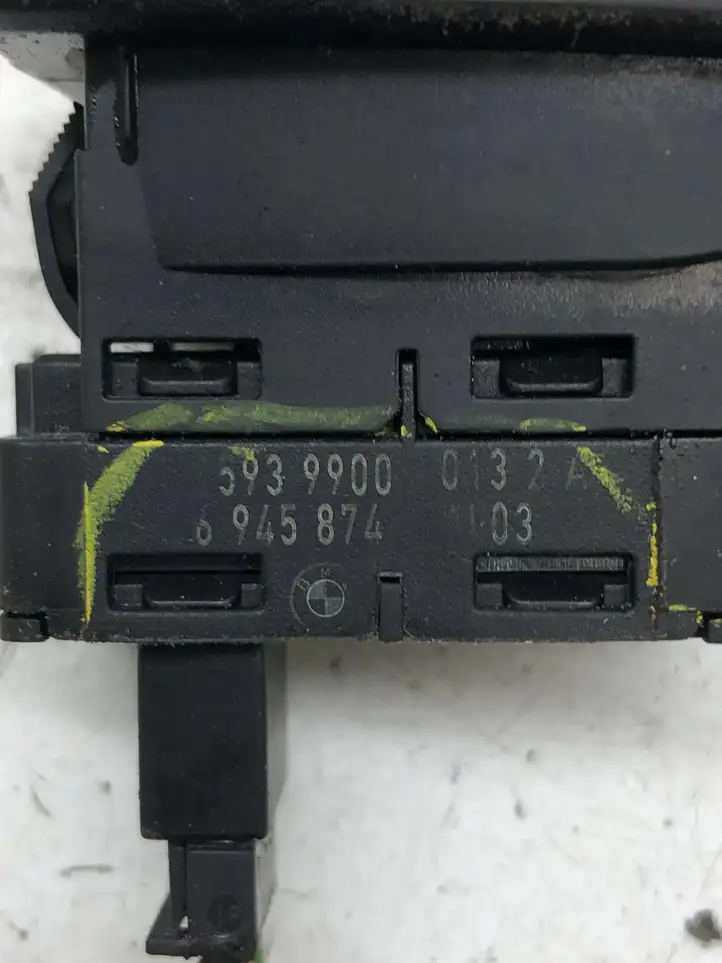 BMW X5 E70 (2006 - 2013) 15939900 Кнопка стеклоподъемников — фото 3