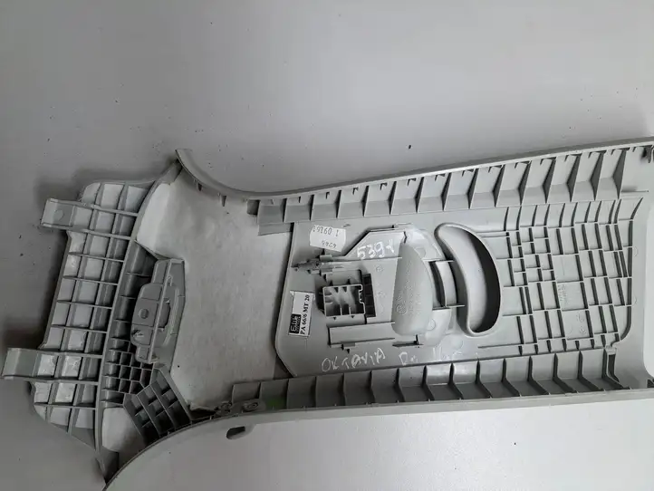 Skoda Octavia Mk3 (5E) (2013 - 2019) 5E0868316 Верхняя обшивка стойки B — фото 2