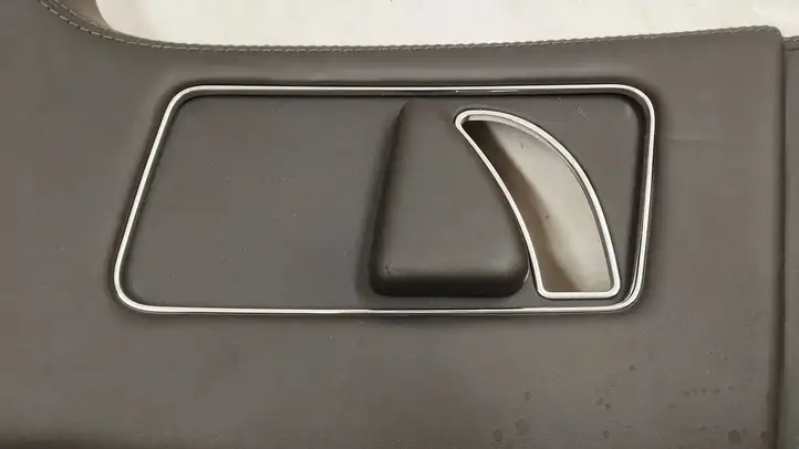Bentley Flying Spur (2013 - 2019) 4w0867285a Верхняя обшивка стойки B — фото 7