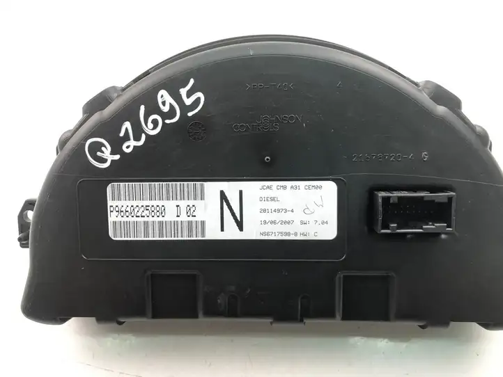 Citroen C3 (2002 - 2009)  P9660225880D Спидометр (приборный щиток)