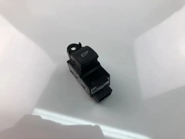Volvo XC60 (2017 - ) 31433408 Кнопка стеклоподъемников — фото 1