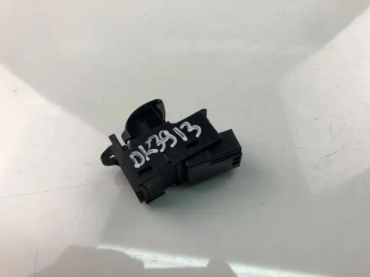 Volvo S90, V90 (2020 - ) 31376458 Кнопка стеклоподъемников — фото 3
