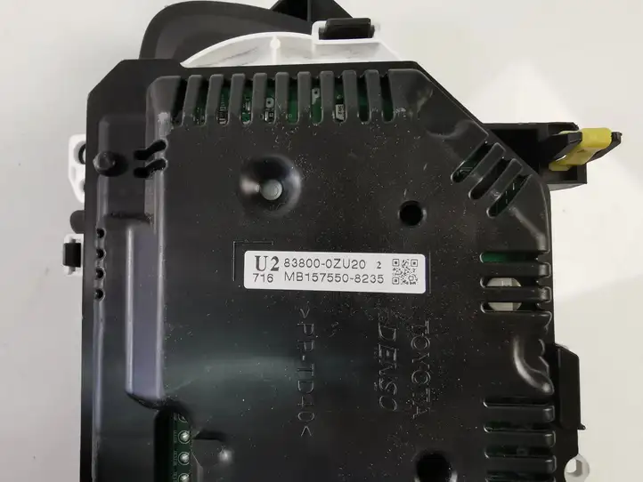 Toyota Auris E180 (2012 - 2018)  838000ZU20 Спидометр (приборный щиток)