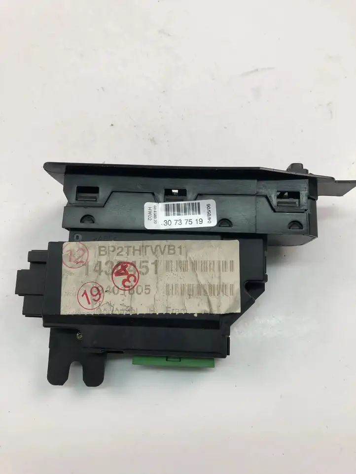 Volvo XC90 (2006 - 2014) 30737519 Кнопка стеклоподъемников — фото 4