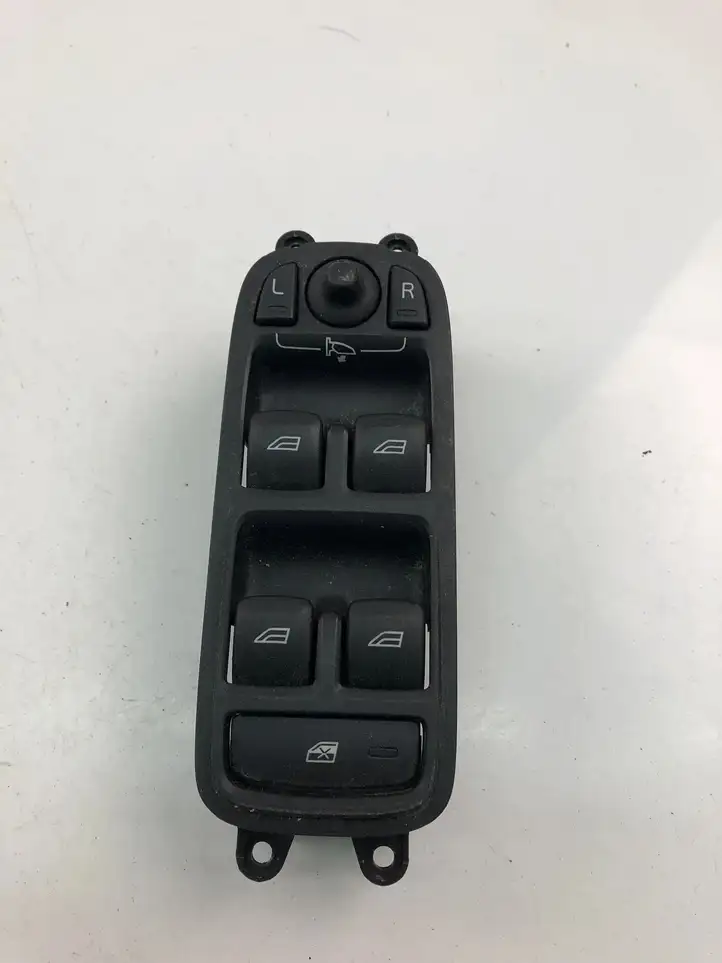 Volvo V60 (2010 - 2013) 31334346 Кнопка стеклоподъемников — фото 2