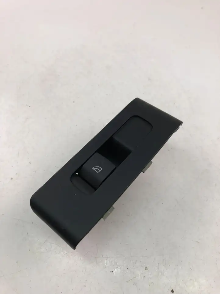 Volvo XC40 (2017 - ) 31456060 Кнопка стеклоподъемников — фото 1
