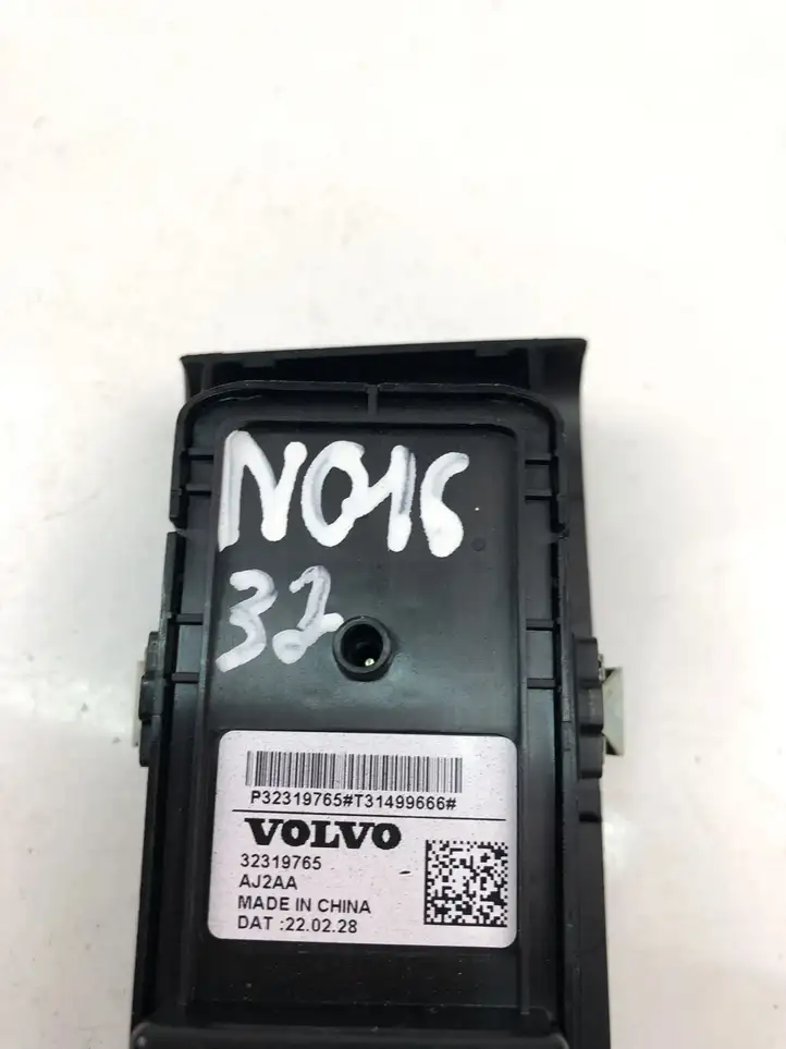 Volvo XC40 (2017 - ) 32319765 Кнопка стеклоподъемников — фото 4