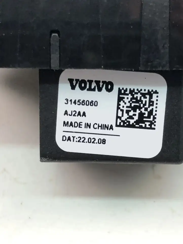 Volvo XC40 (2017 - ) 31456060 Кнопка стеклоподъемников — фото 4