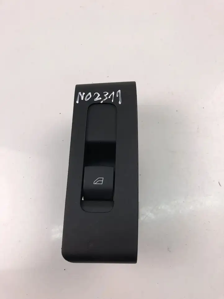 Volvo XC40 (2017 - ) 31456060 Кнопка стеклоподъемников — фото 2