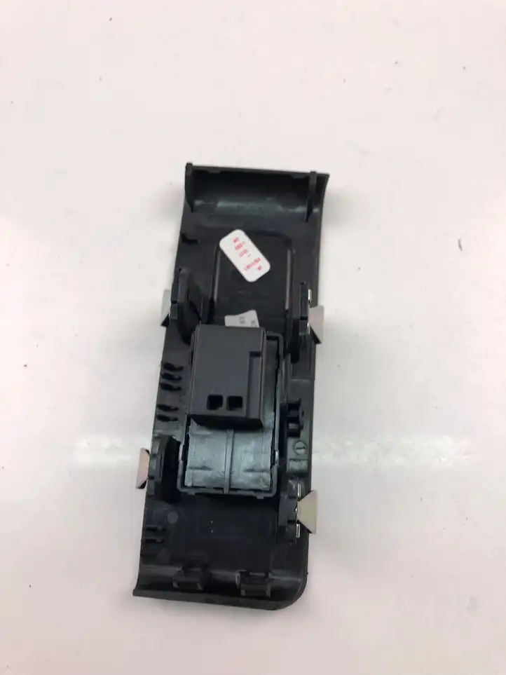 Volvo XC40 (2017 - ) 31456060 Кнопка стеклоподъемников — фото 3