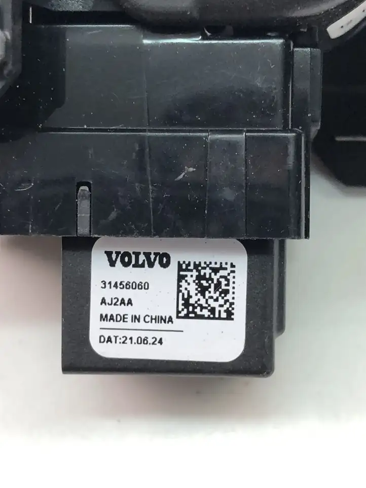 Volvo XC40 (2017 - ) 31456060 Кнопка стеклоподъемников — фото 4